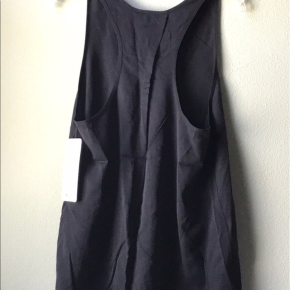 Lululemon All TIed up Muscle Tank Size 6 - Picture 3 of 7
